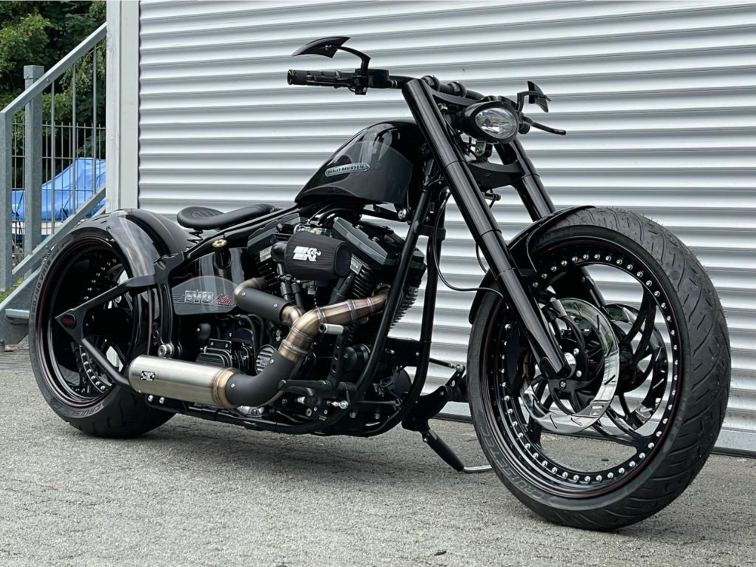 HD Black Out