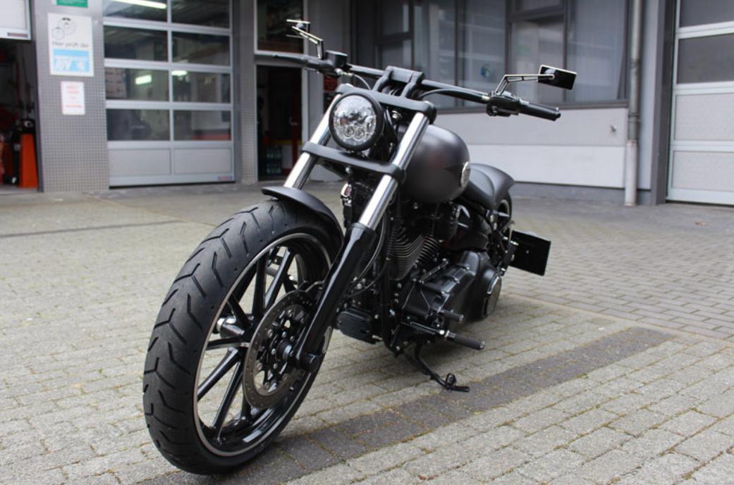 Davidson Softail Breakout